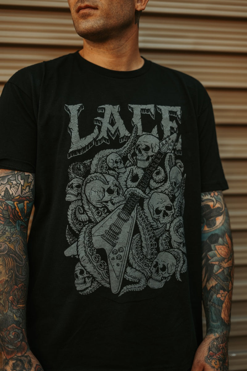 ミュージシャン KILLAH LACED SS TEE Khaos T-Shirt – Lace Music Products